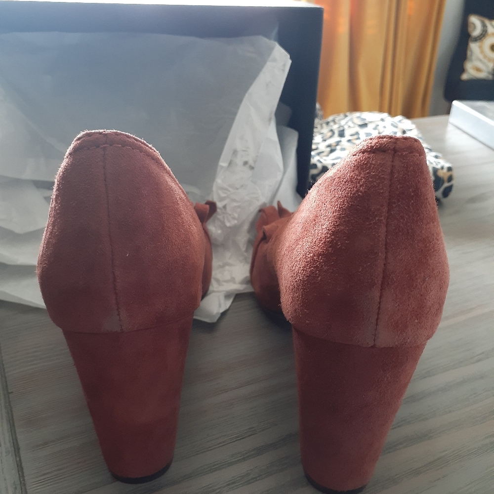 Burnt Orange Brand new Heeled Tassels loafers